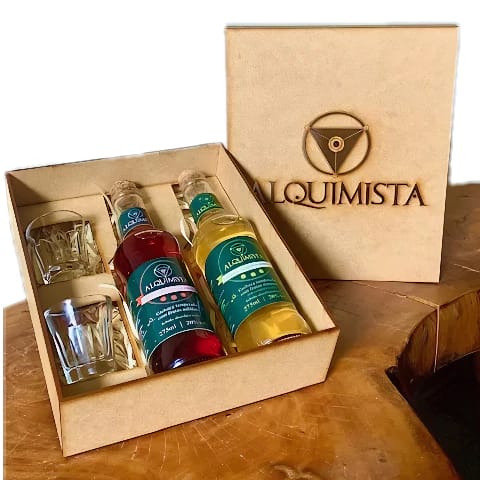 Leilão 13 - Kit Cachaças Artesanais Alquimista — 1